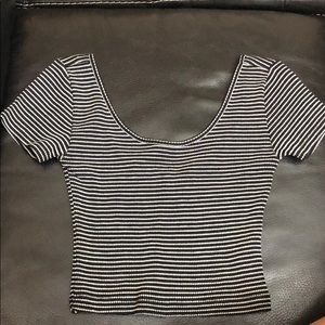 Scoop neck Forever 21 crop top